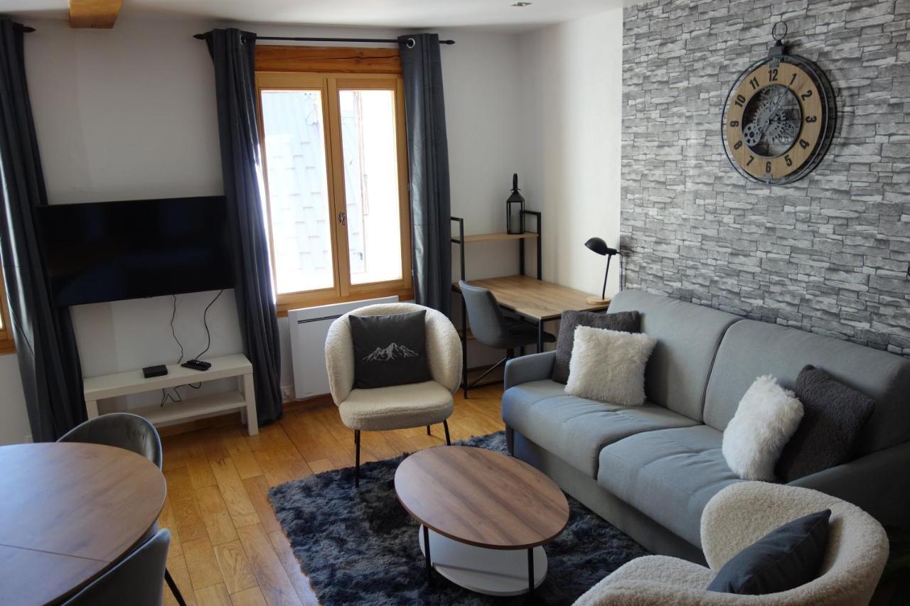 Chez Petit Louis- Appart Centre Ville Jusqu'A 6 Personnes Бриансон Экстерьер фото